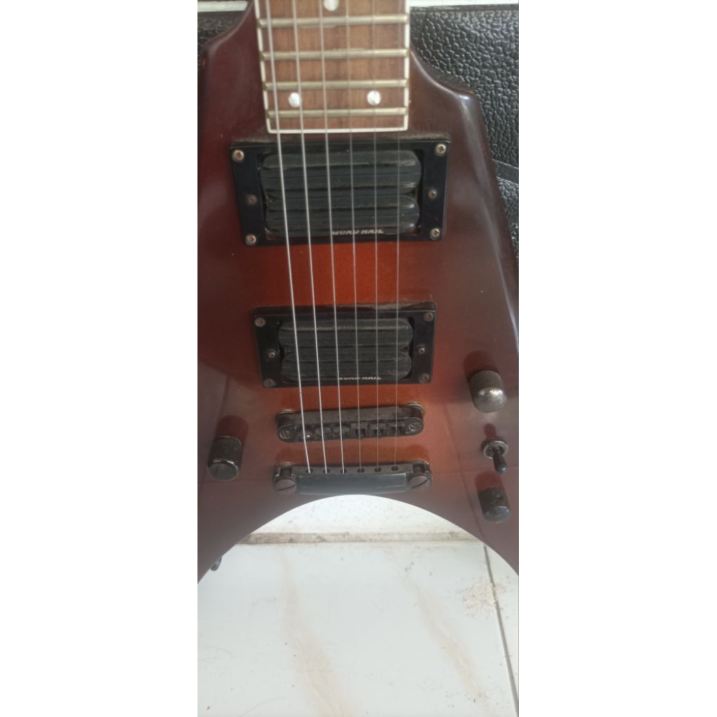 guitar elektrik playing v fernandes ori japan