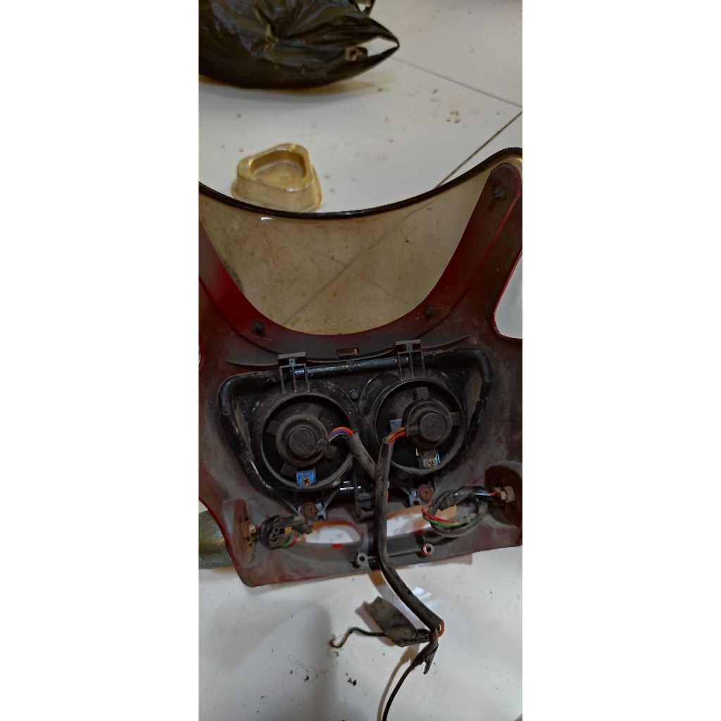 kedok-lampu-headlamp-reflektor-lampu-depan-set-motor-honda-nova-dash