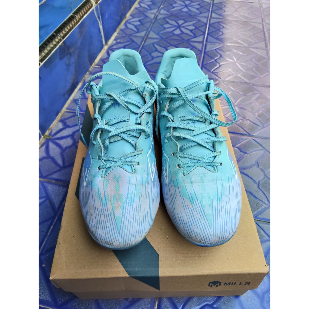 Mills Xyclop size 42