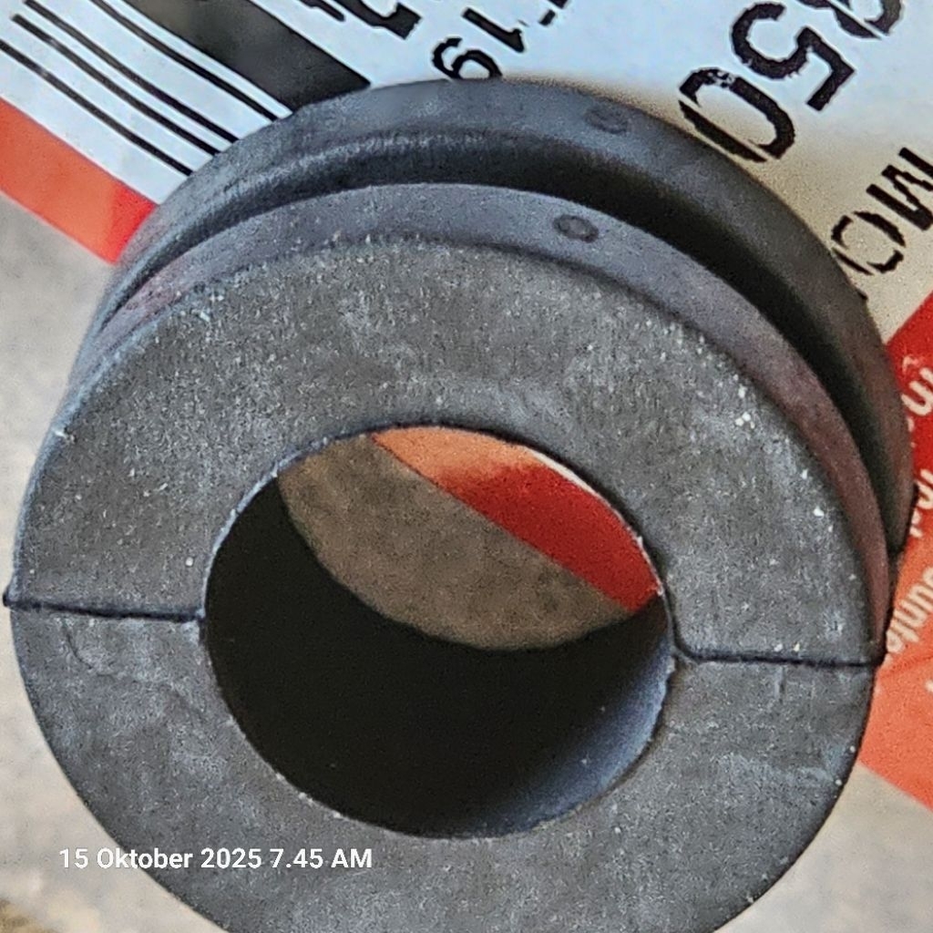 Karet dudukkan pustep honda Supra X125 Fi. 50613-KFL-850