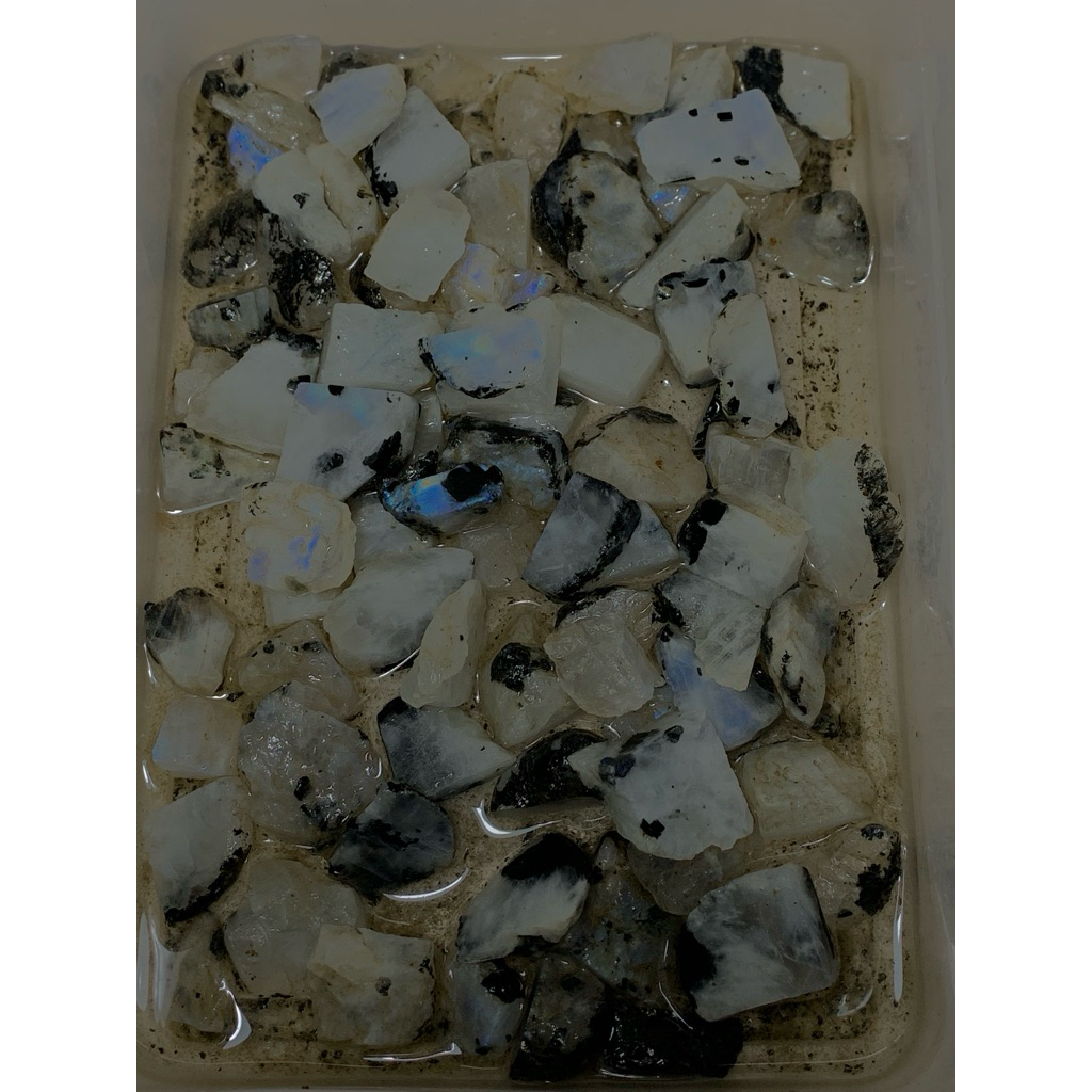 bahan biduri bulan 100% dari batu