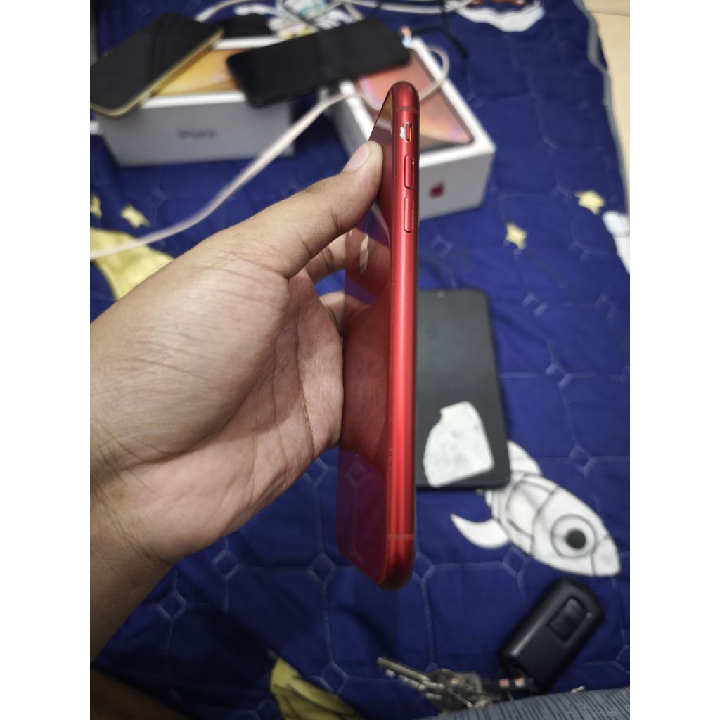 IPHONE XR MERAH 64GB IOS 14 JGN DI CO