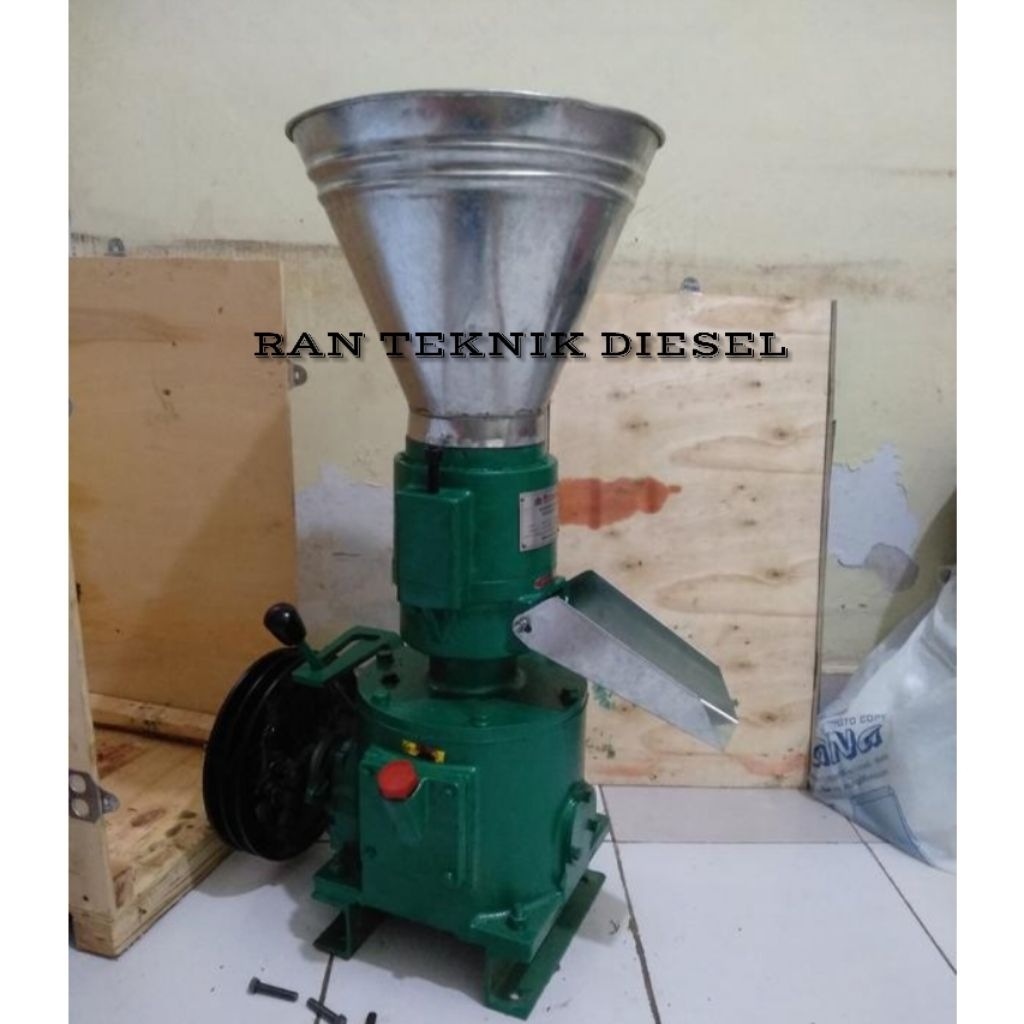 Mesin Cetak Pelet Ternak MAHKOTA MPM 120 Terbaik