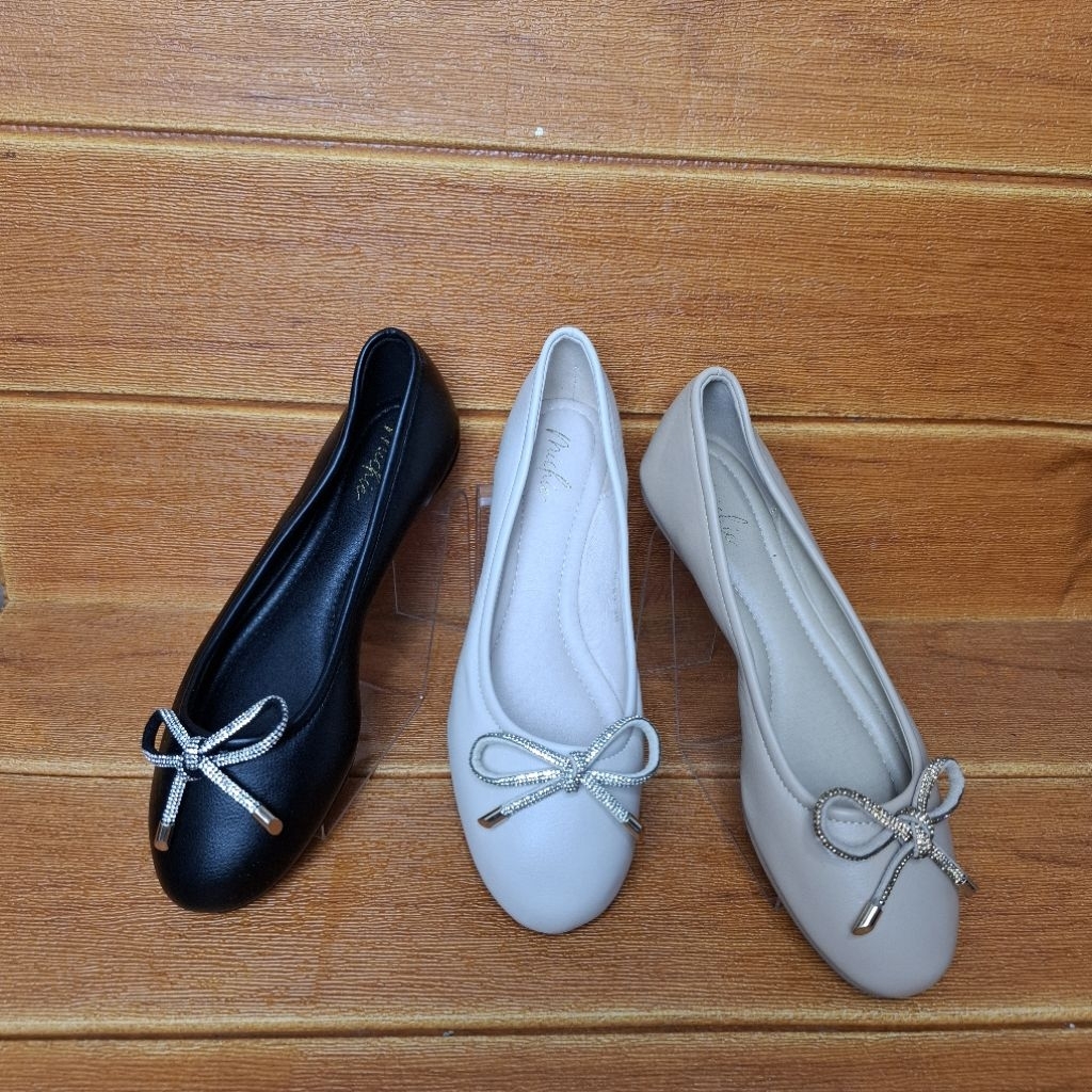MICHIE - Sepatu Flat Shoes Wanita M789