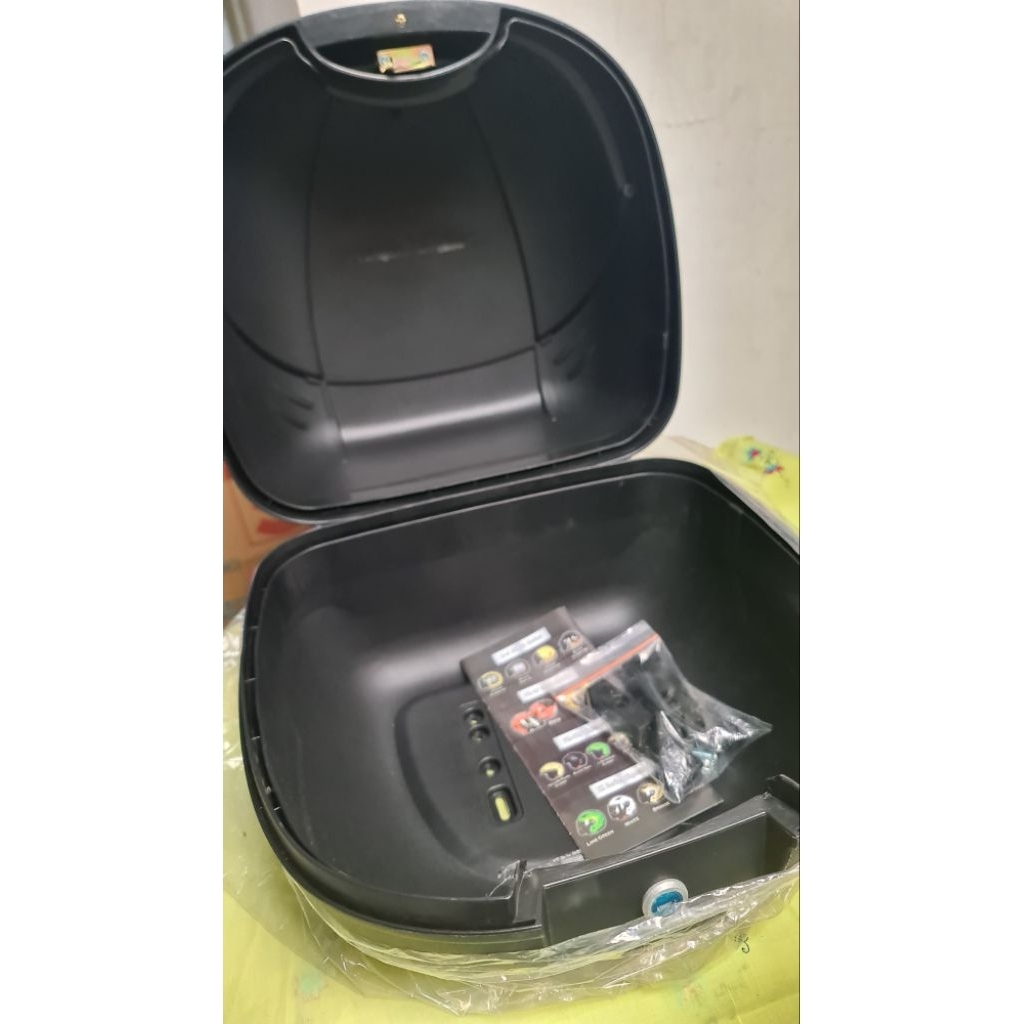 Dijual BOX motor Murah Adira