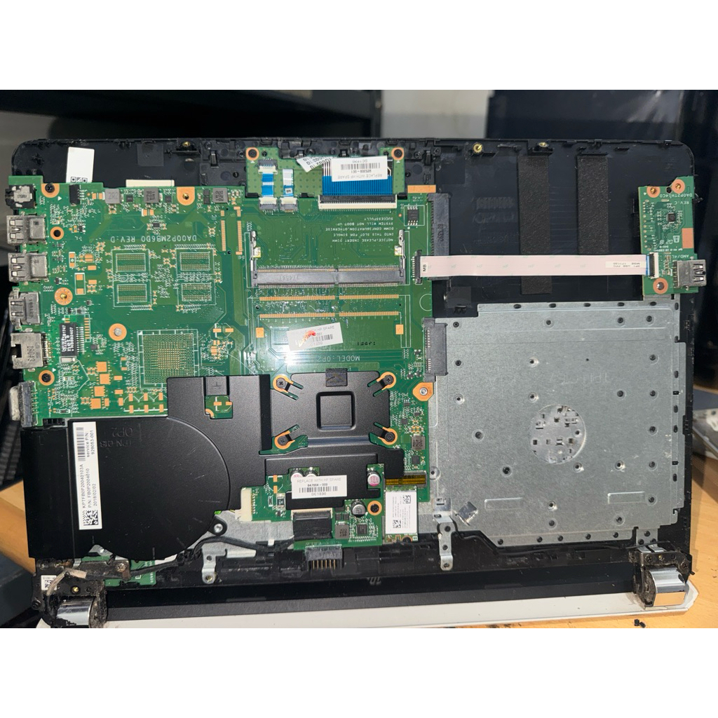 mainbord HP 14-bw099TU spek AMD E2-9000E normal garansi
