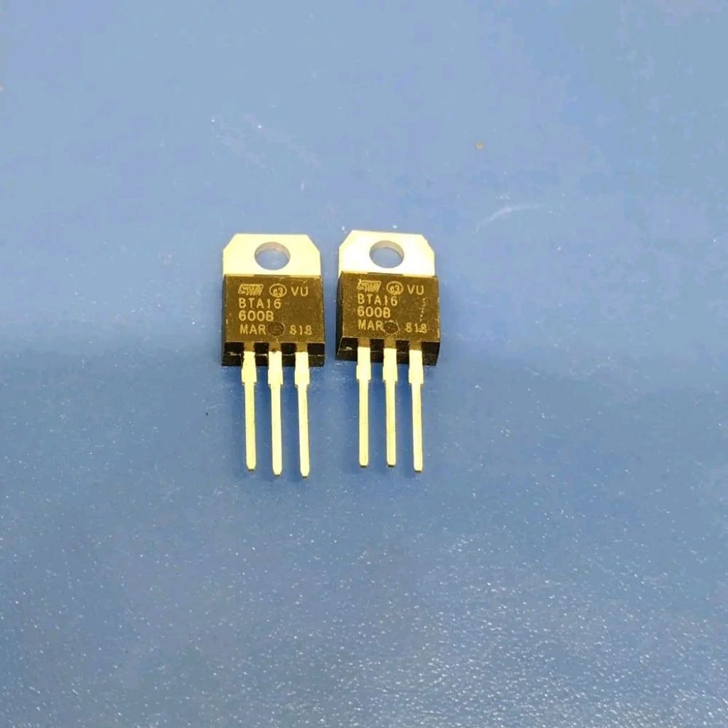 Transistor BTA 16 600B / BTA 16-600B / TR BTA 16-600B Triac / bta16-600