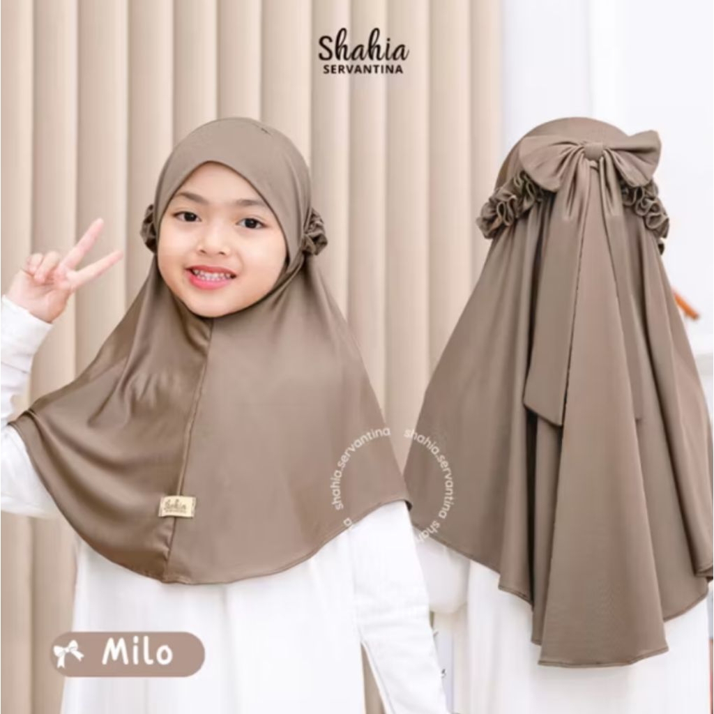 Jilbab anak Shahia Servantina