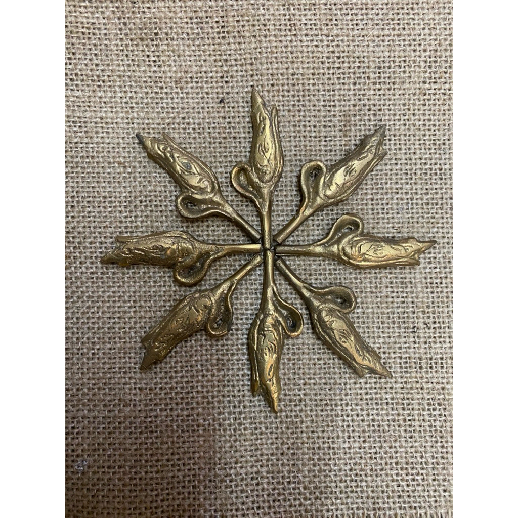 kembang kantil kuningan