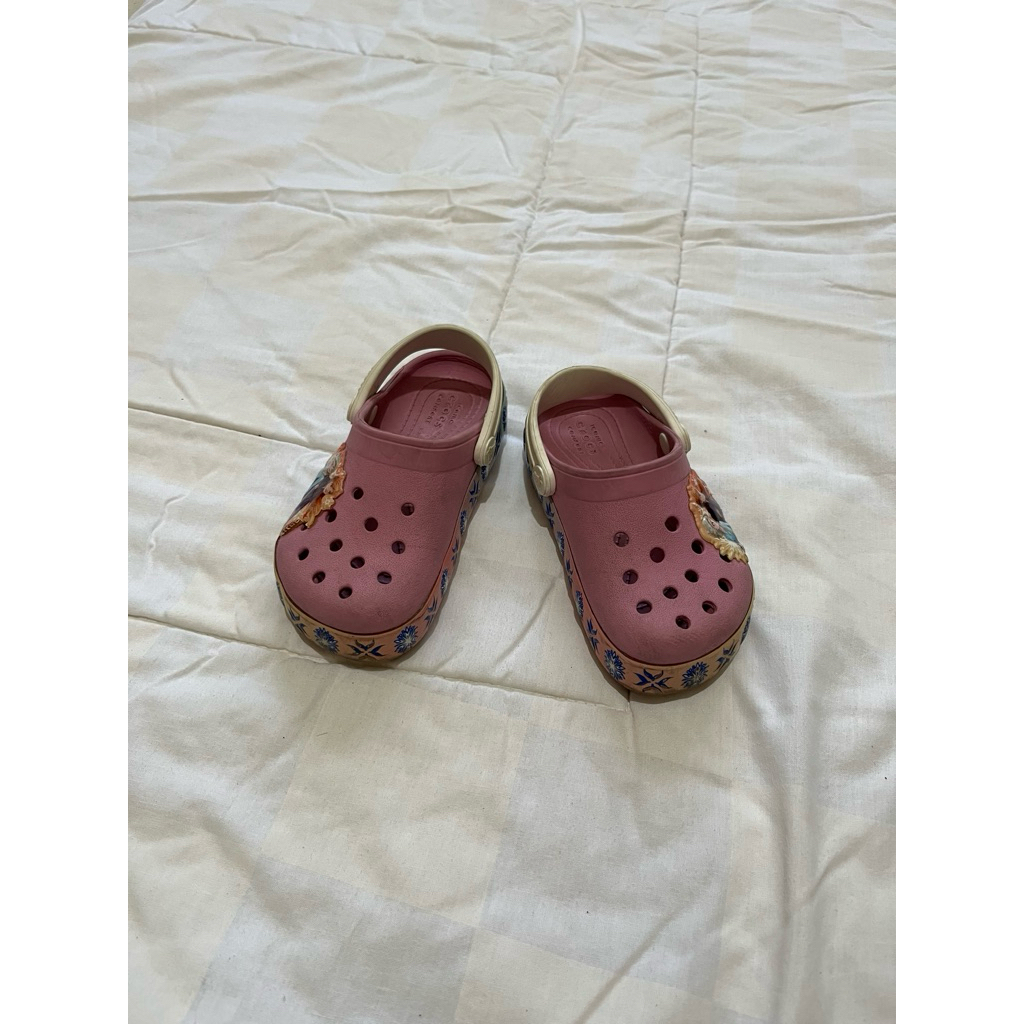 [PRELOVED] Original Sepatu Wanita Sandal Crocs warna ungu Frozen - Sandal Anak-Anak