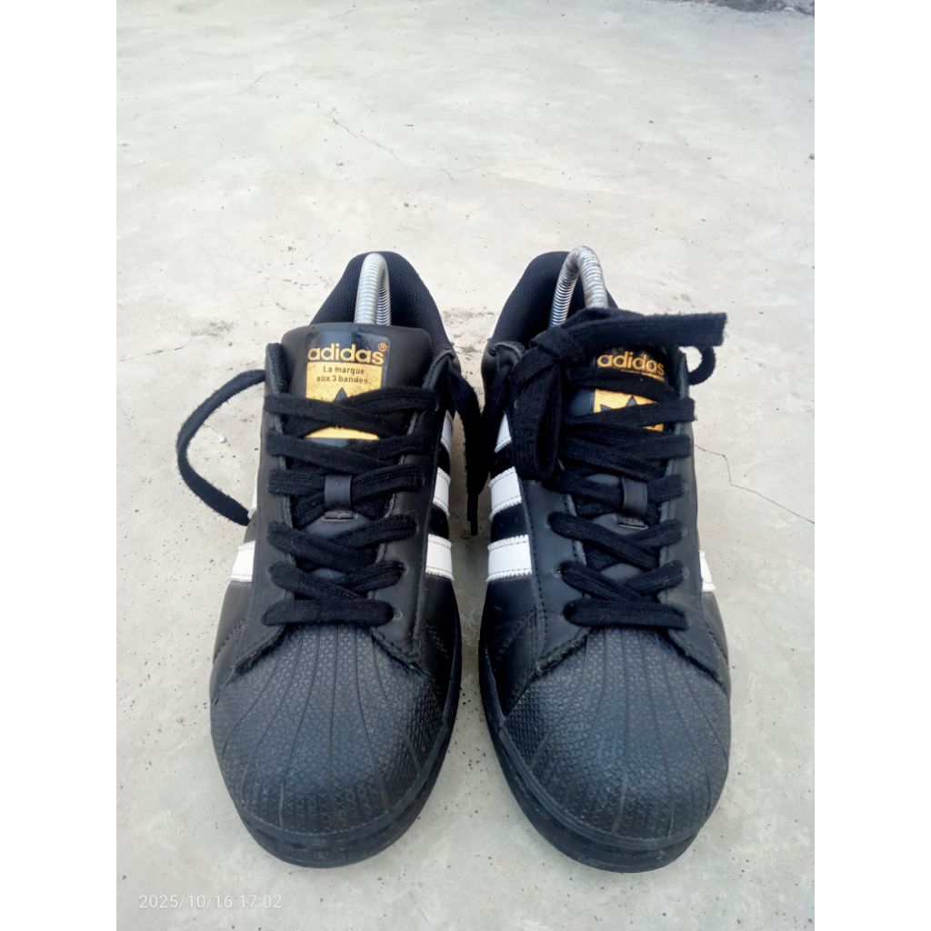 superstar black core second