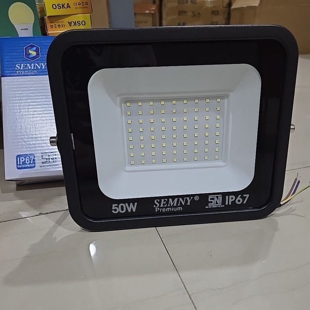 LAMPU SOROT LED SEMNY PREMIUM 50W / KAP SOROT LED SEMNY PREMIUM IP 67 - 50 WATT