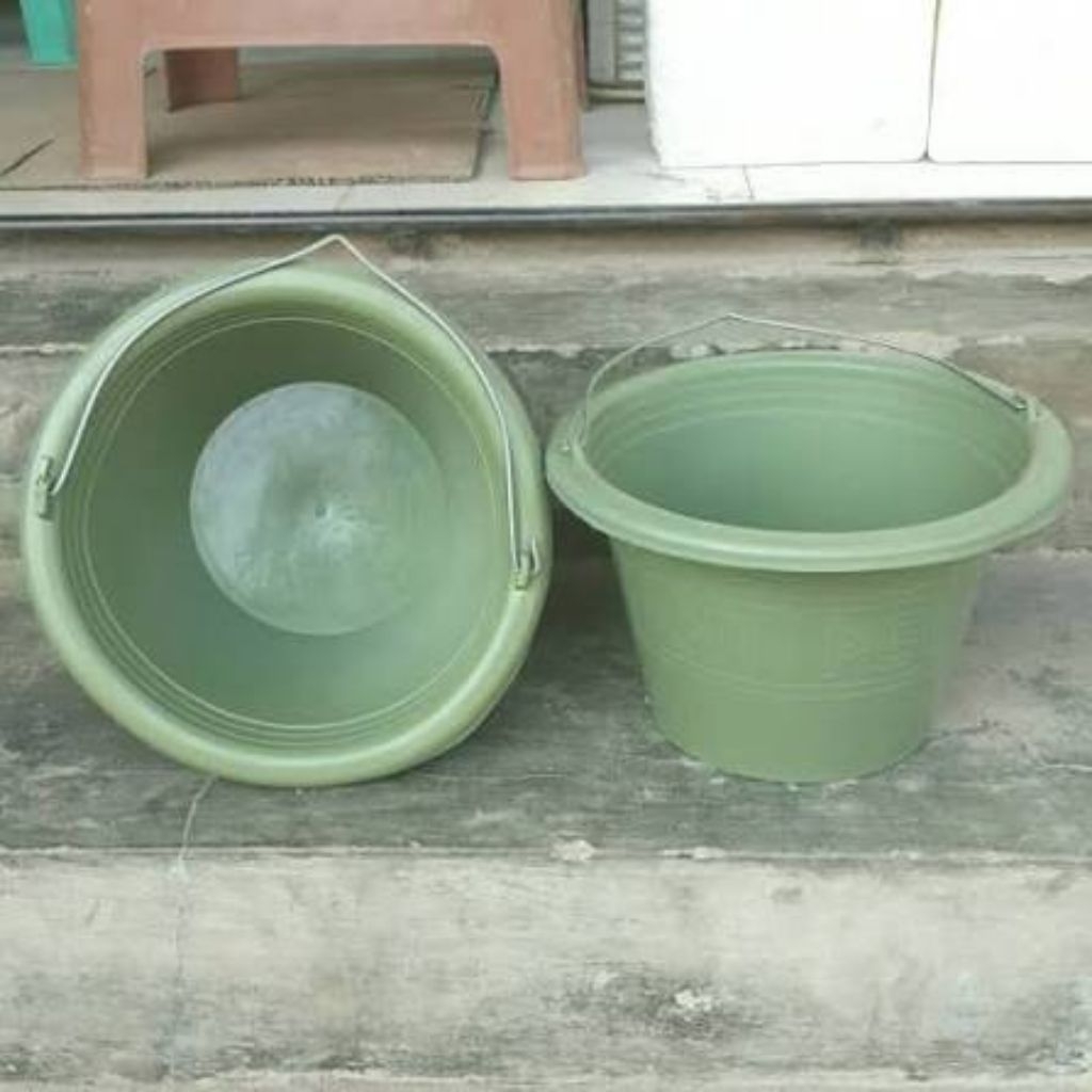 Ember cor/ Ember Aduk semen ember Bangunan ANTI PECAH