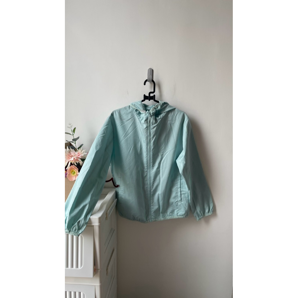 5-6th uniqlo uv pocketable jacket