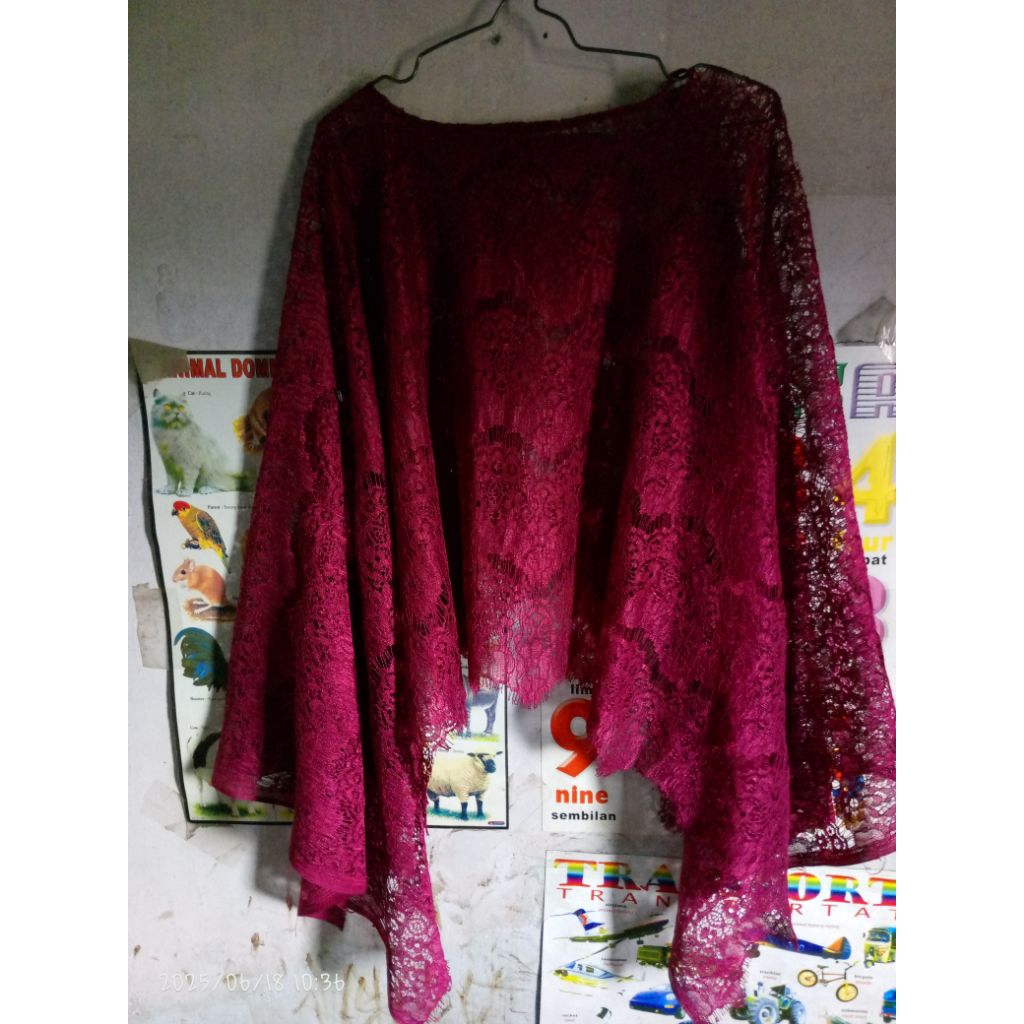 cape brukat preloved