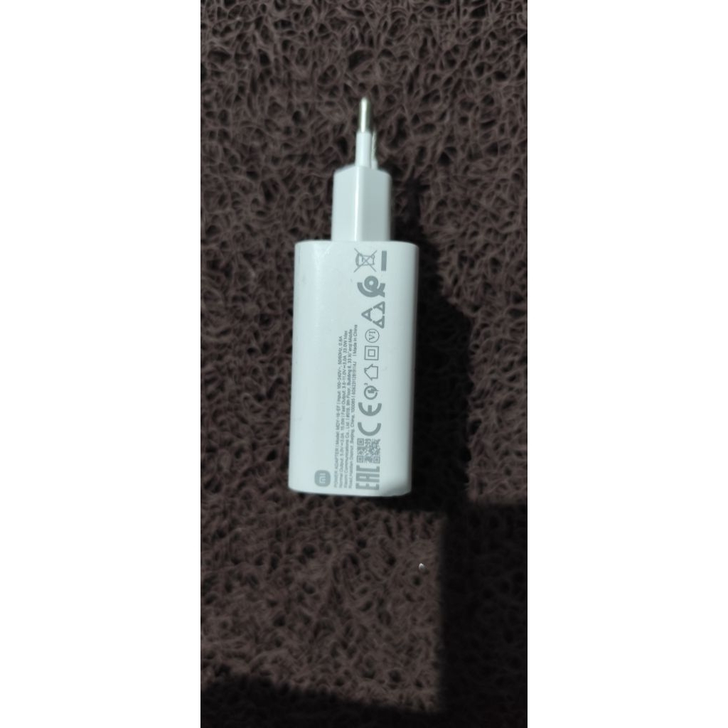 Batok Charger xiaomi 33 watt original copotan hp