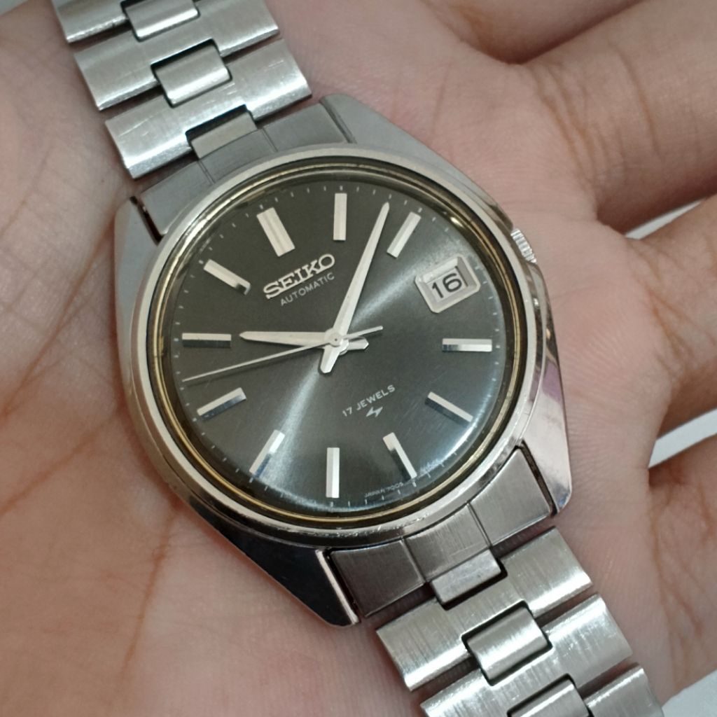 vintage Seiko automatic 7005 original poorman king seiko sunburst grey dial