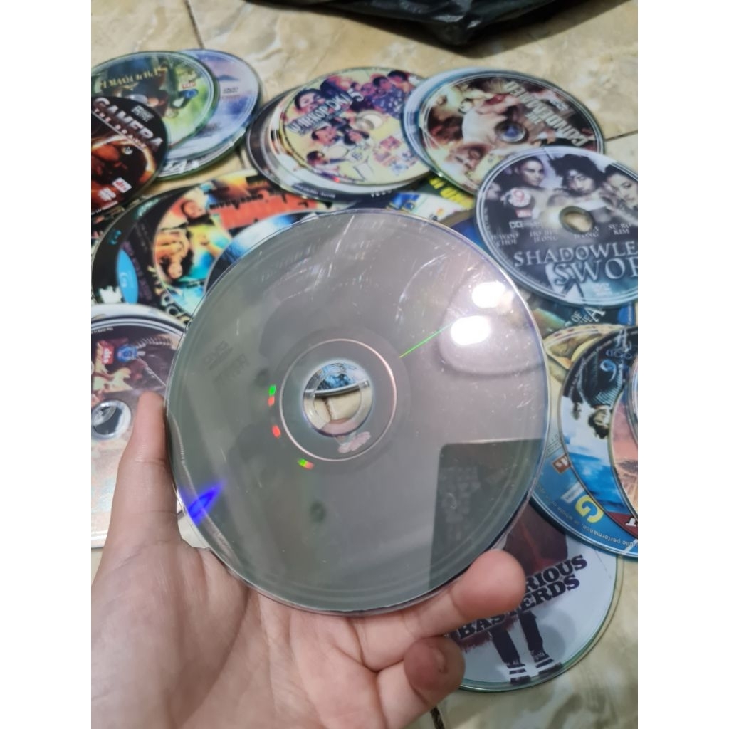 KASET DVD VCD BLURAY BEKAS RUSAK MURAH BUAT KERAJINAN