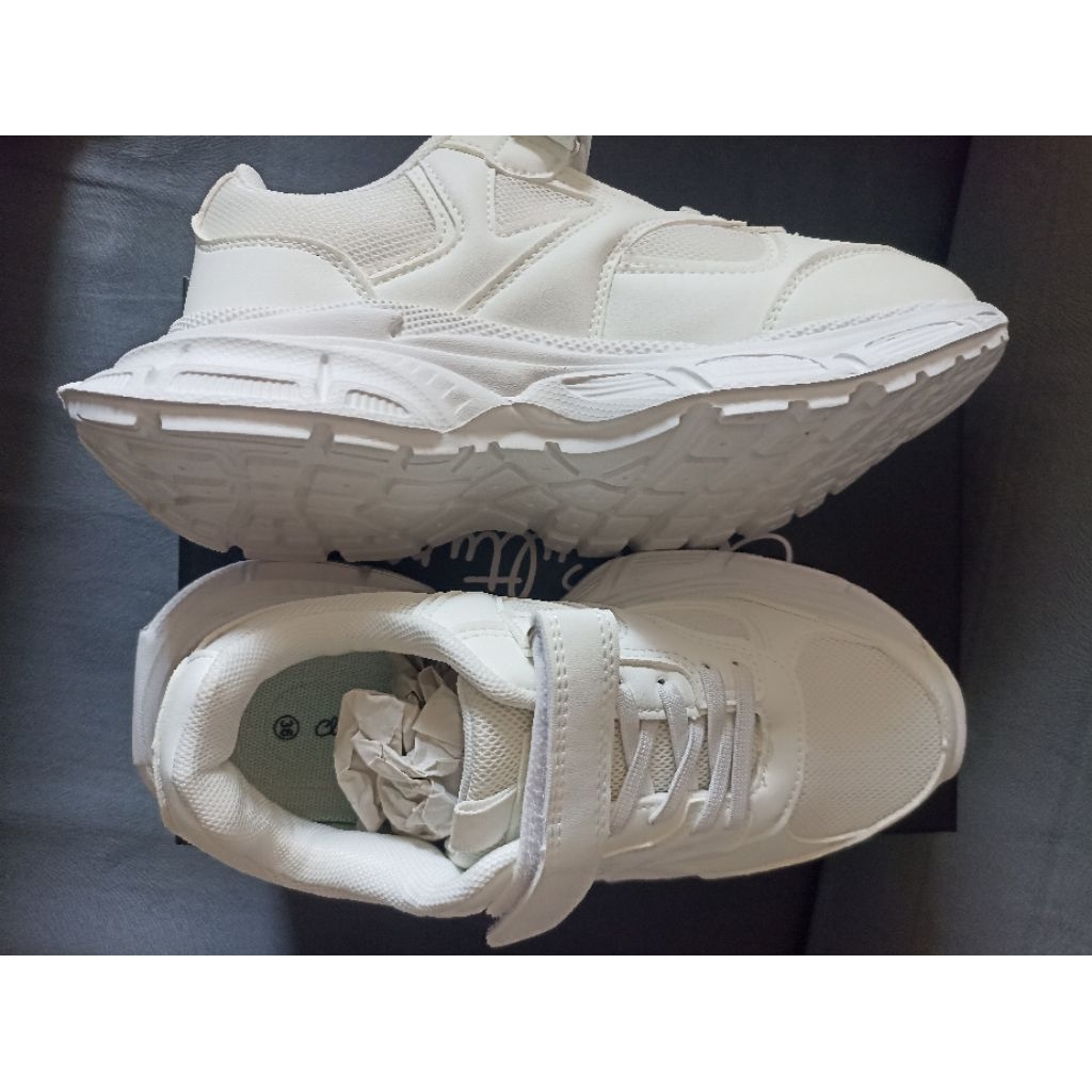 sepatu anak remaja size 36 all white sneakers payless club culture