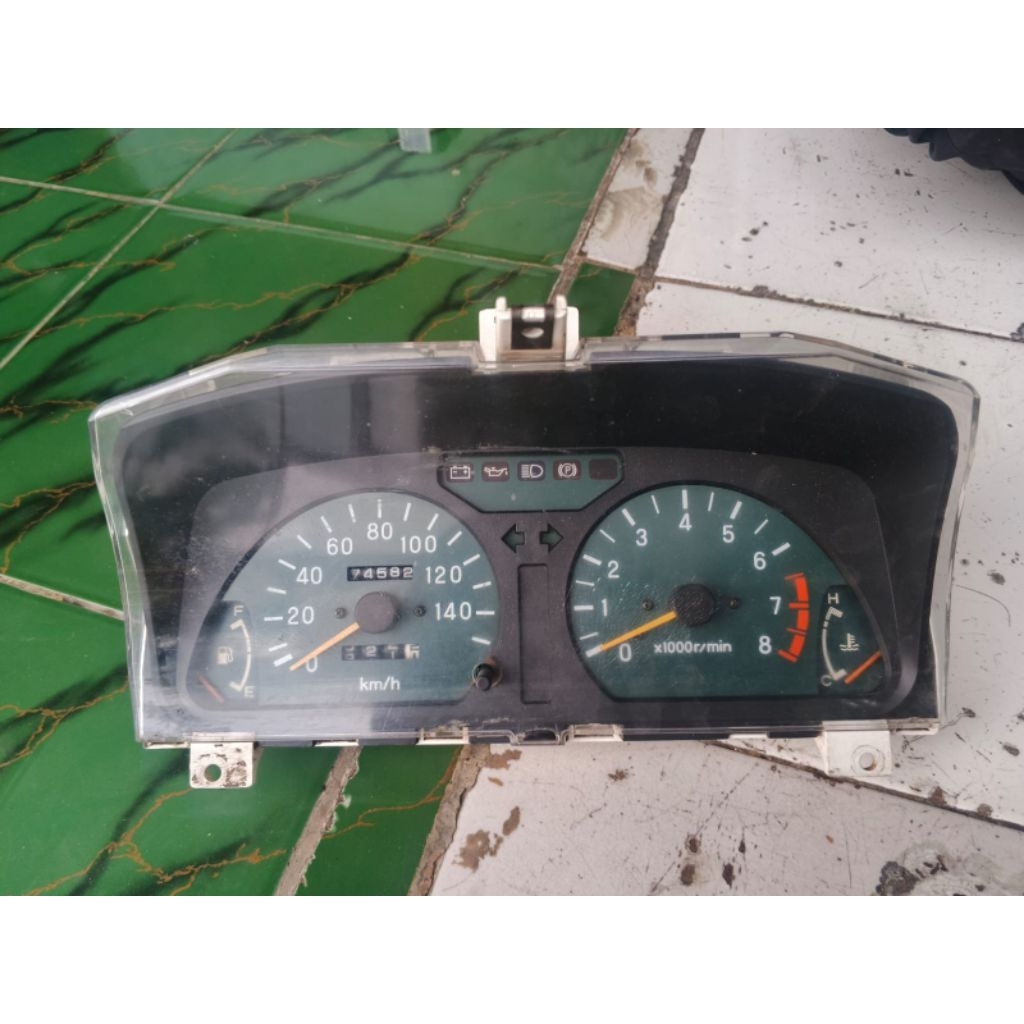 SPEEDOMETER MITSUBISHI COLT T 120 SS