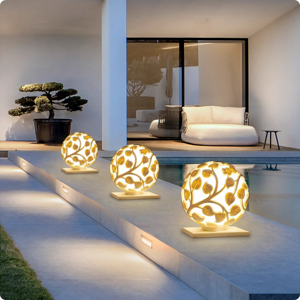 Lampu headlight kolom surya outdoor tahan air lampu bola