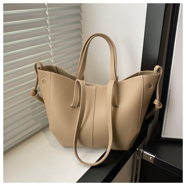tas selempang wanita/tas totebag asli kulit sapi premium kulit asli