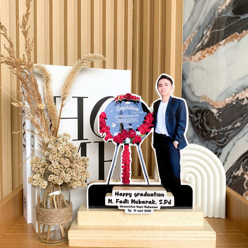 Cakrawala Art - Kado Wisuda Cowok Unik dan Keren