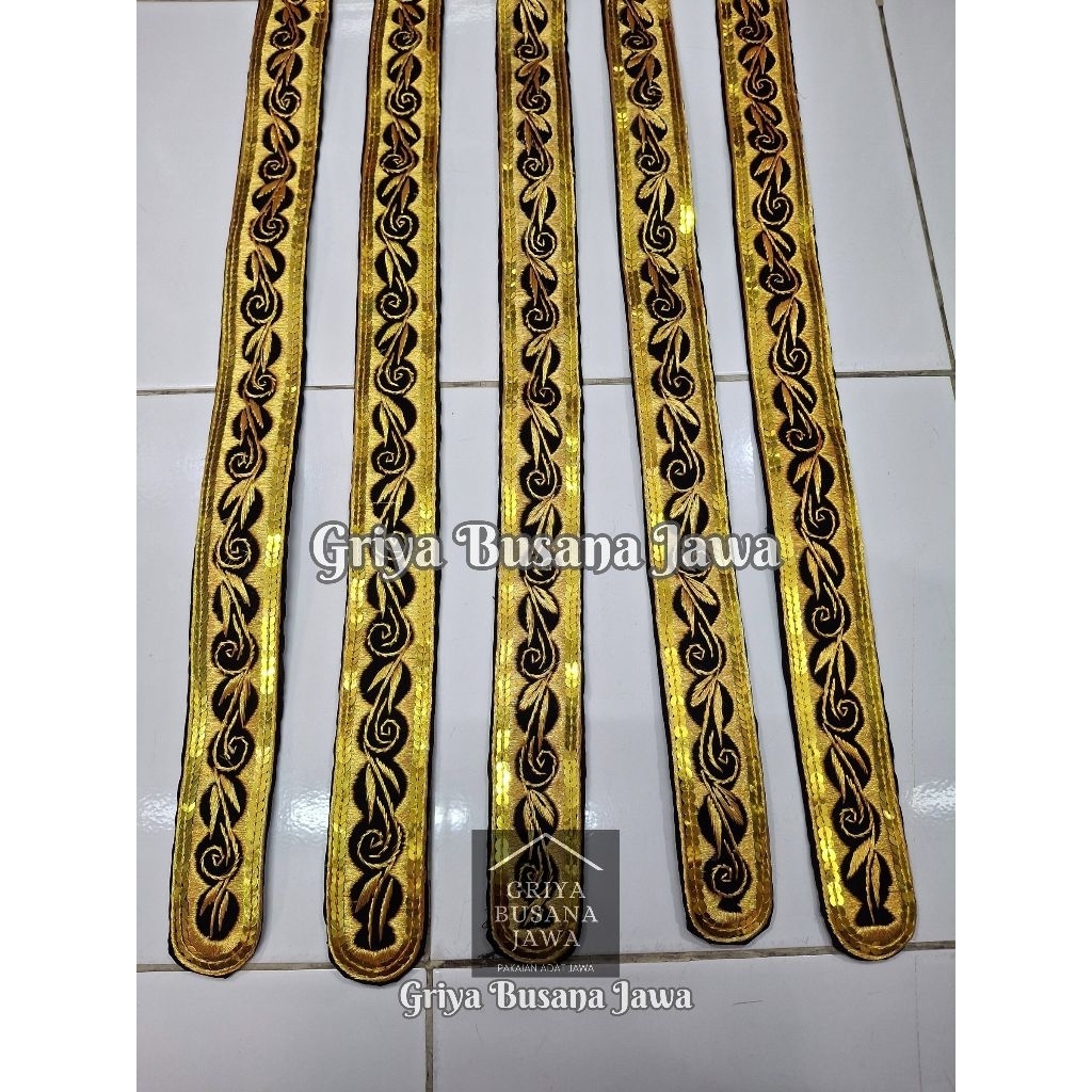 Sabuk Epek Beludru Sulam Benang Emas Alusan
