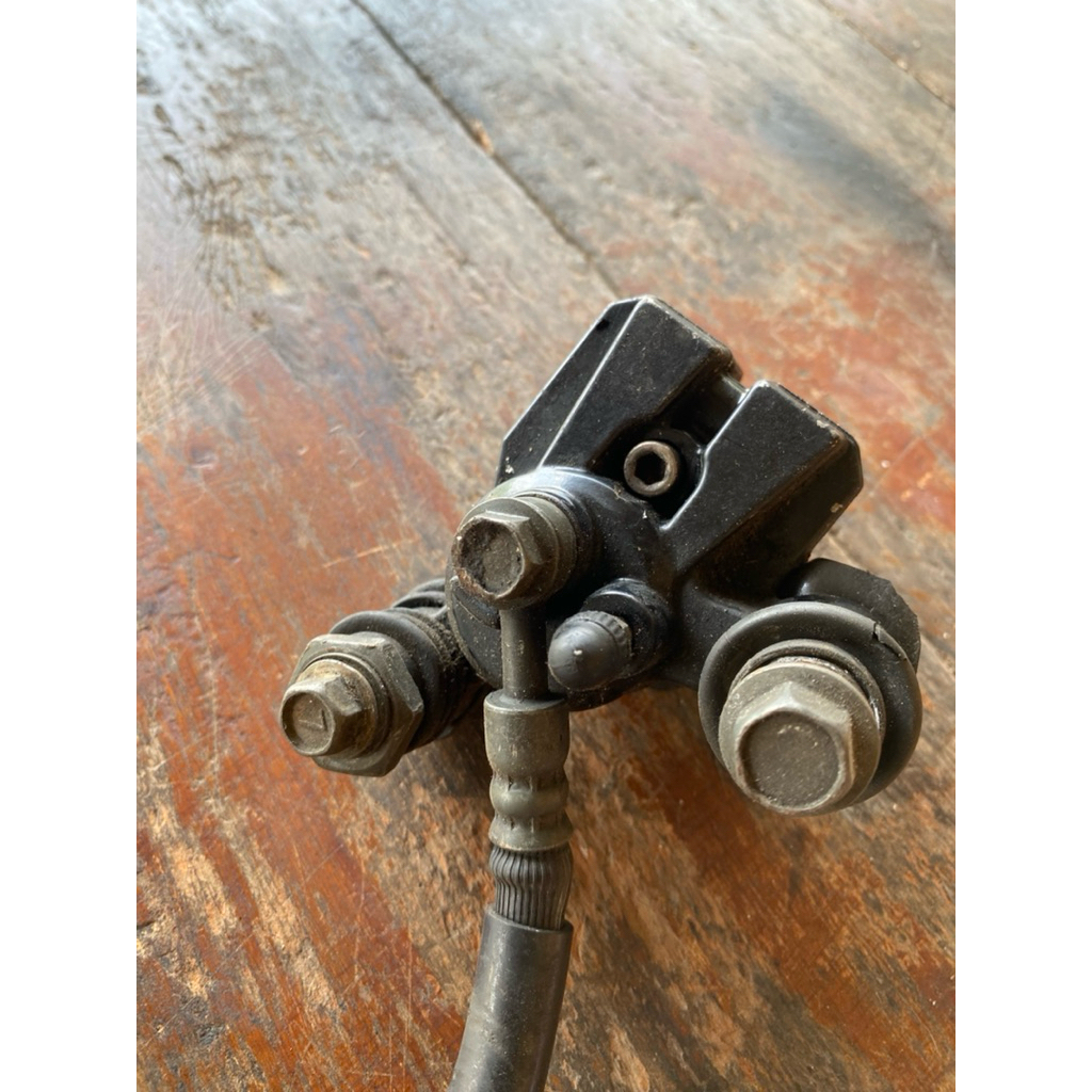 kaliper kepala babi mio sporty piston 1 original copotan