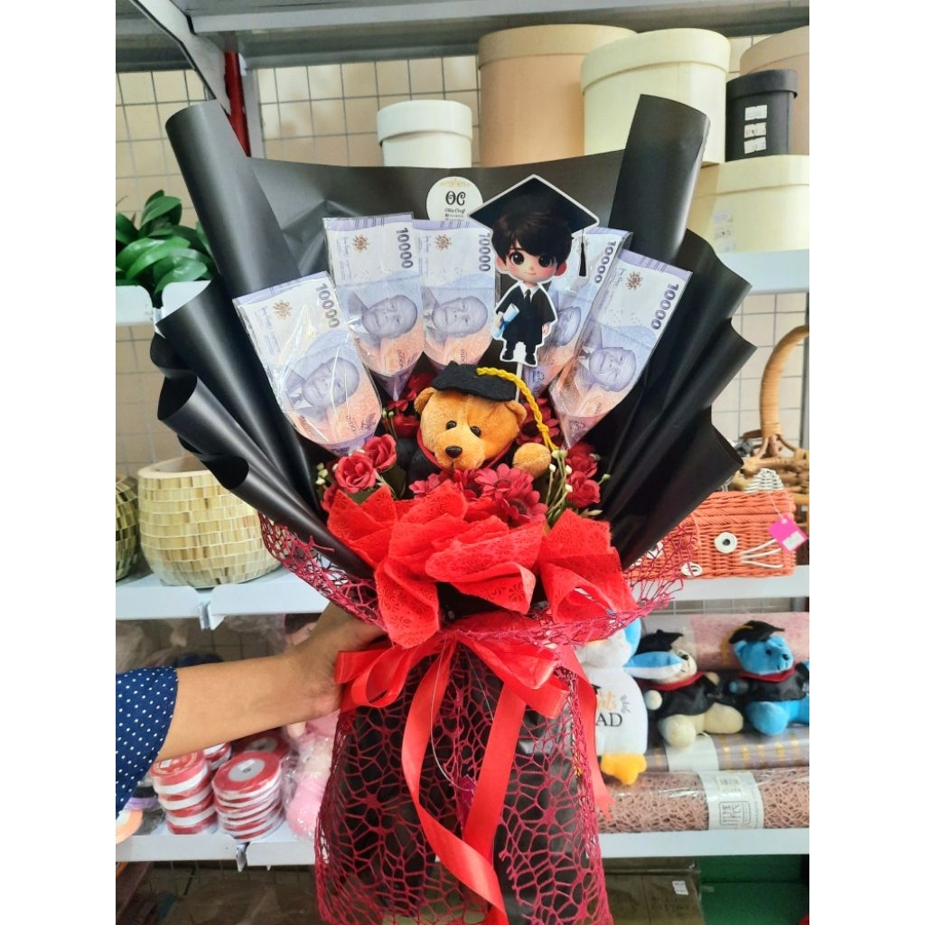 Buket Uang 10ribuan + Boneka Wisuda - Hitam