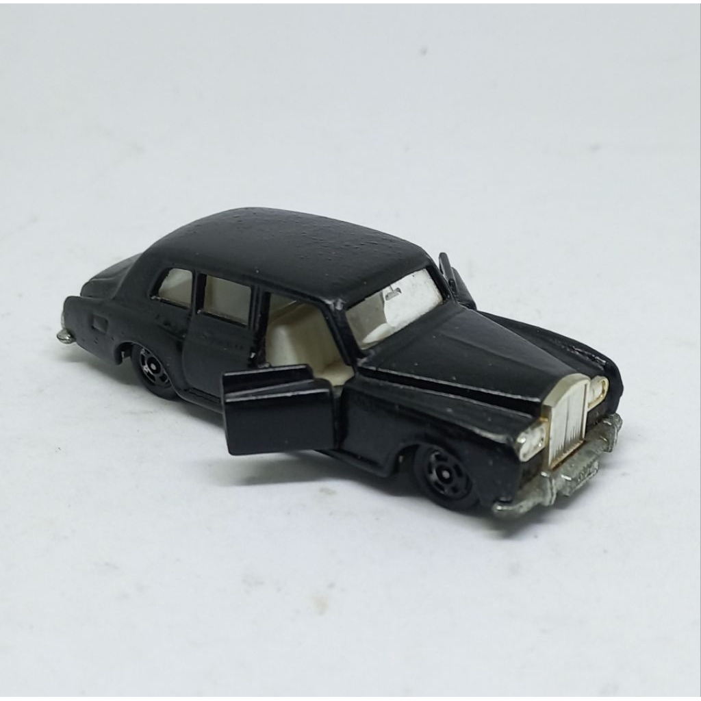 tomica rolls royce phantom vi 86 tomy merah loose diecast (t)