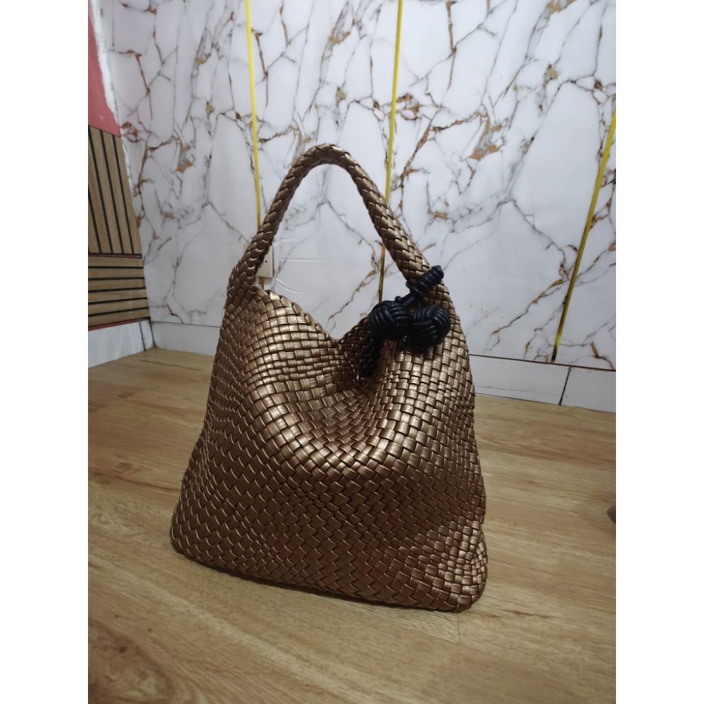 ToteAnyamBottegaHandMade