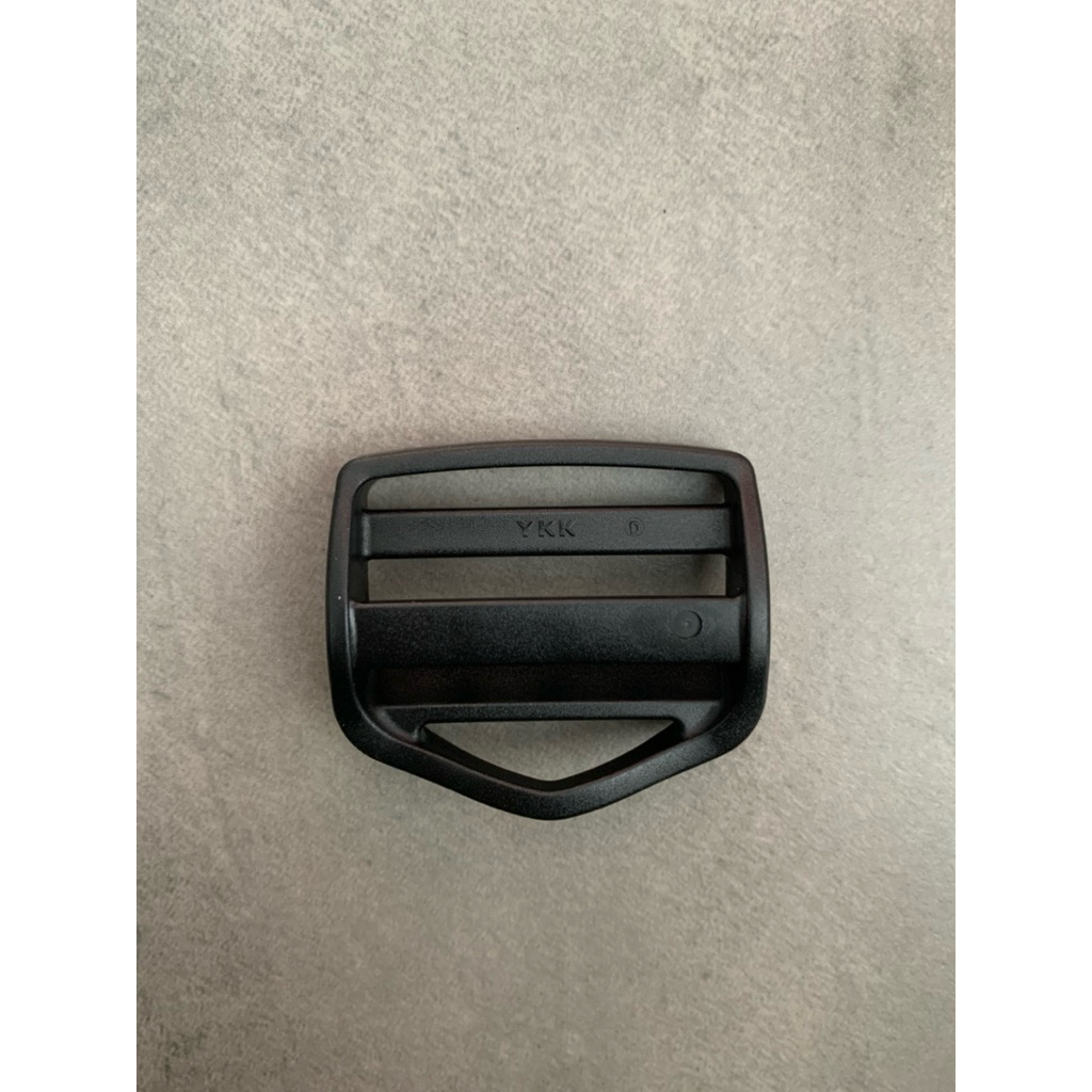 Ring Tangga Adjuster Ring Jalan Tali Tas Ransel 2,5 cm YKK Poly Acetal Kuat Kokoh Warna Hitam Harga 