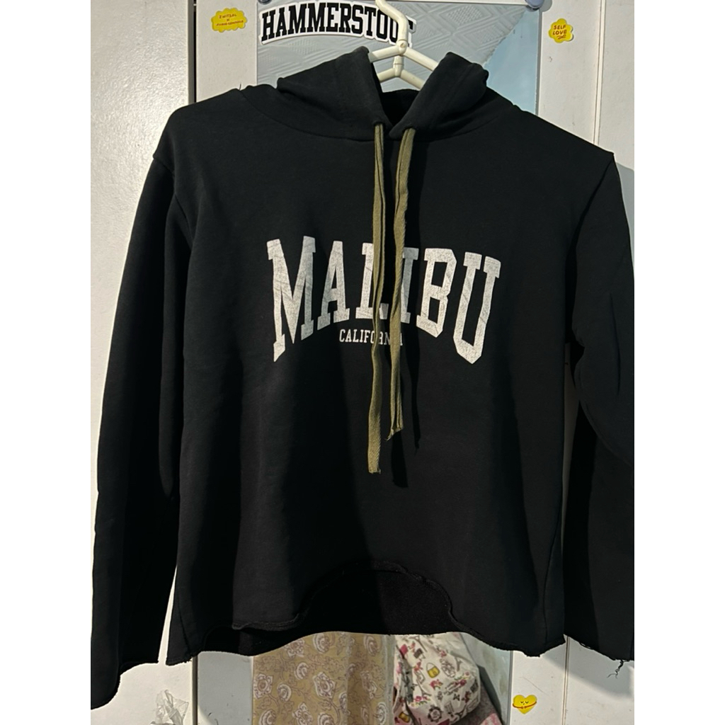 preloved hoodie croptop malibu
