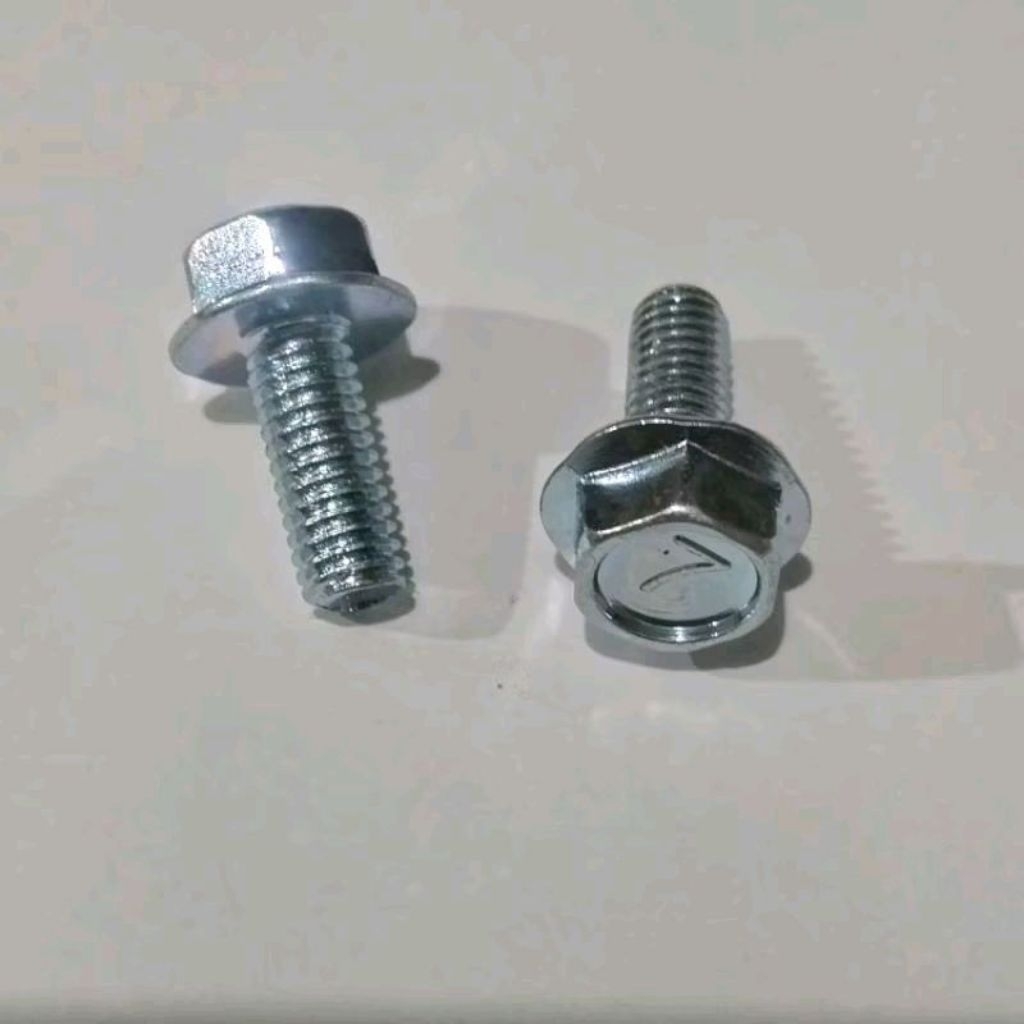 Baut Cover Tutup Knalpot Beat 6 x 15 Baut Topi Kunci 10 Berkualitas