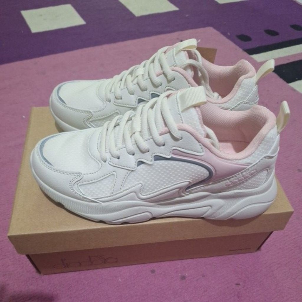 SIZE 37 SEPATU DIADORA NAKAMURA BEIGE WOMAN ORIGINAL