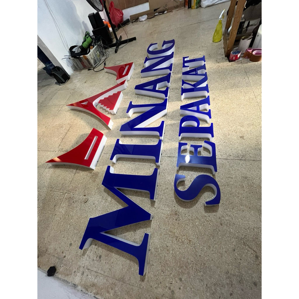 Huruf 3D huruf timbul akrilik custom Non LED