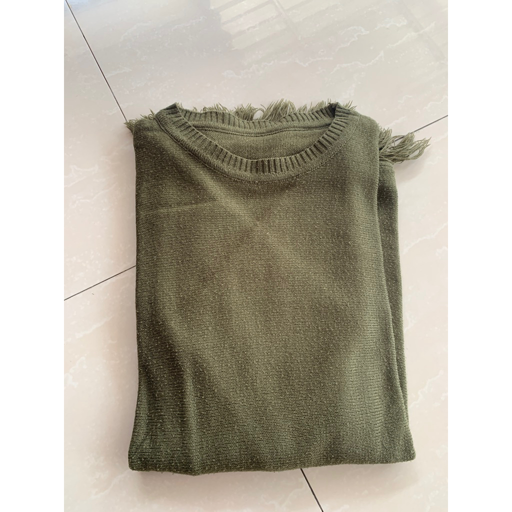 Preloved Rajut Wanita