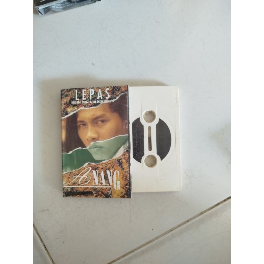 Kaset Anang Melayang