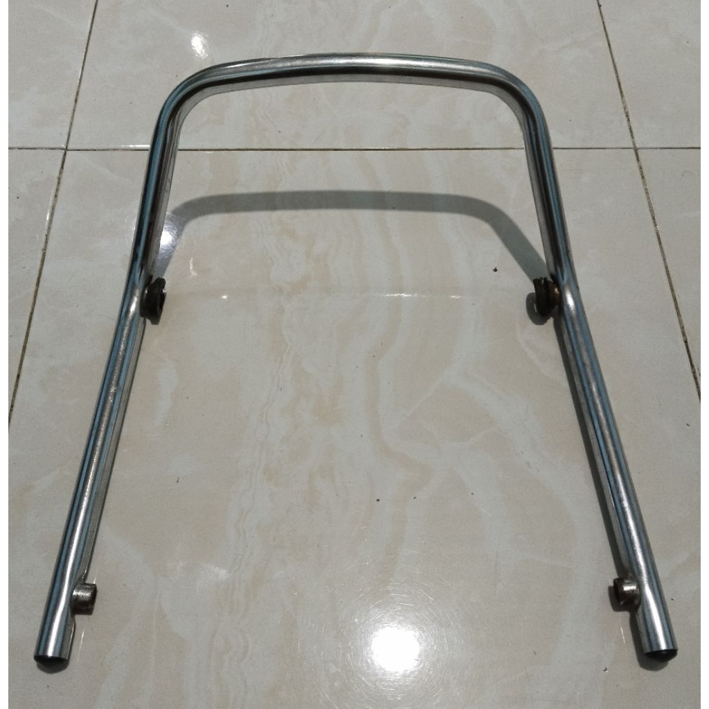 Begel behel plenger pegangan jok belakang Yamaha V80 robot V80SS super deluxe excellent Original sec