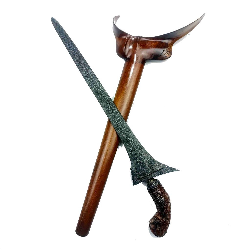 Keris Jalak Tilam Sari Pamor Uler Lulut Tangguh Kasultanan Cirebon