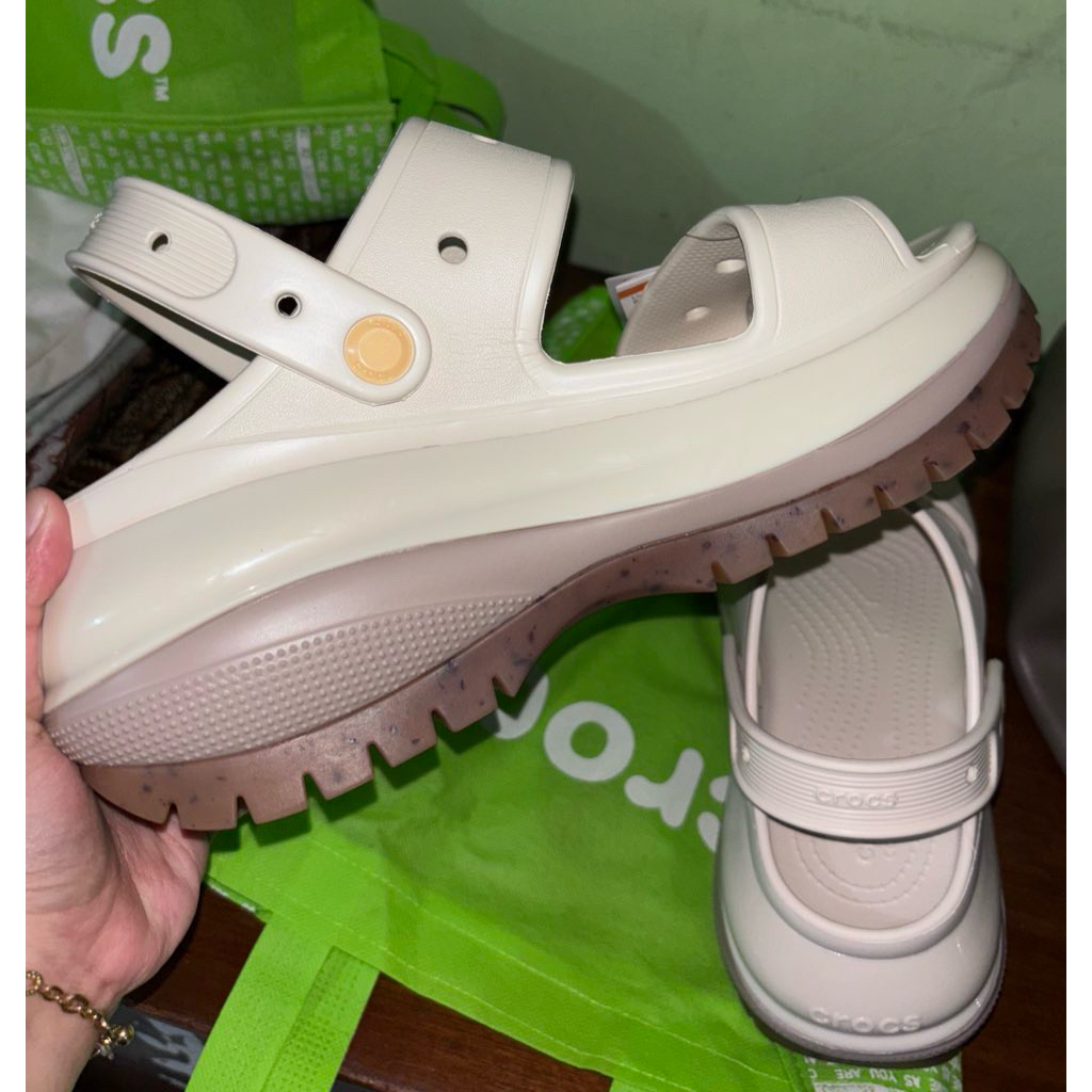 preloved crocs