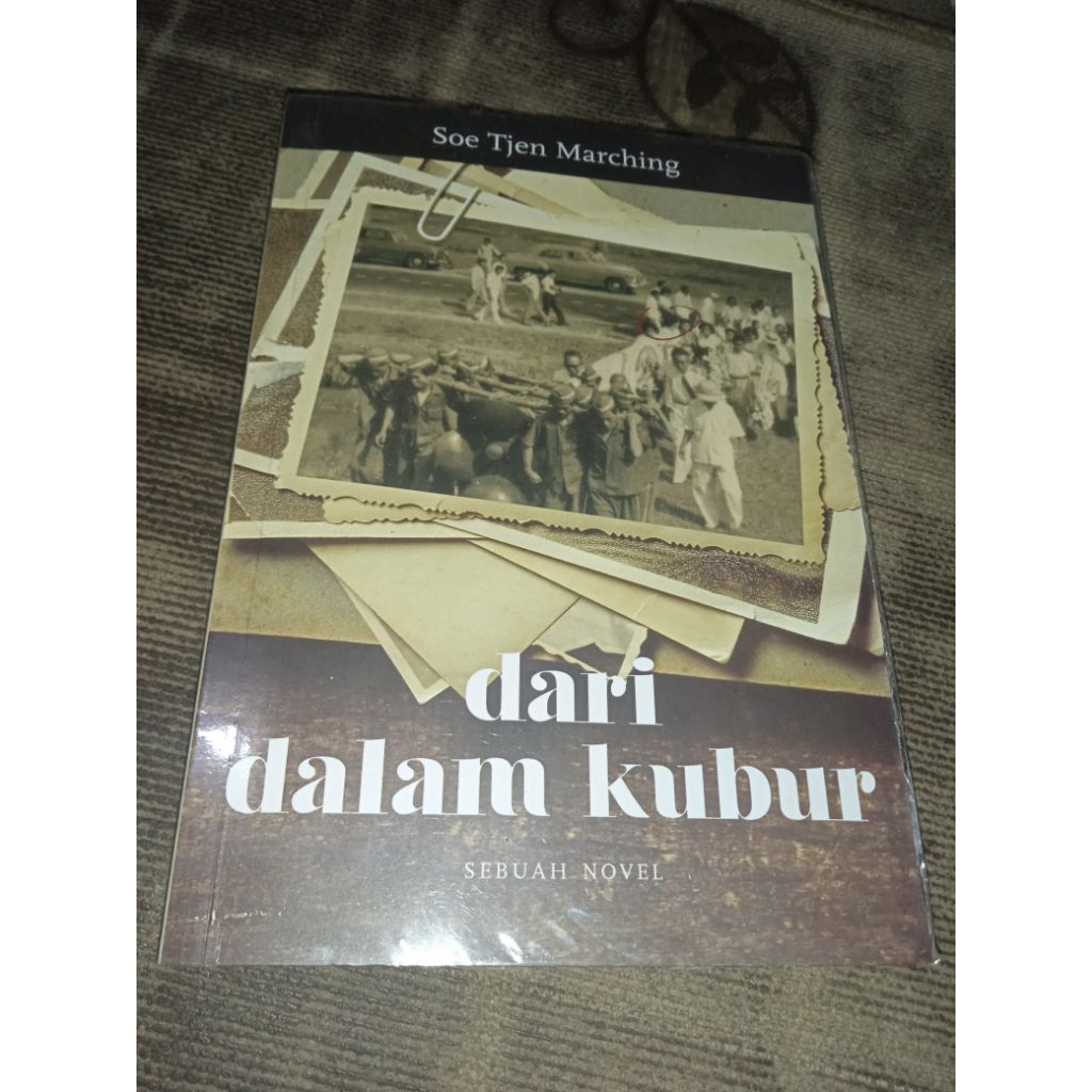 Dari Dalam Kubur Soe Tjen Marching