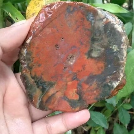 Lempengan batu pancawarna