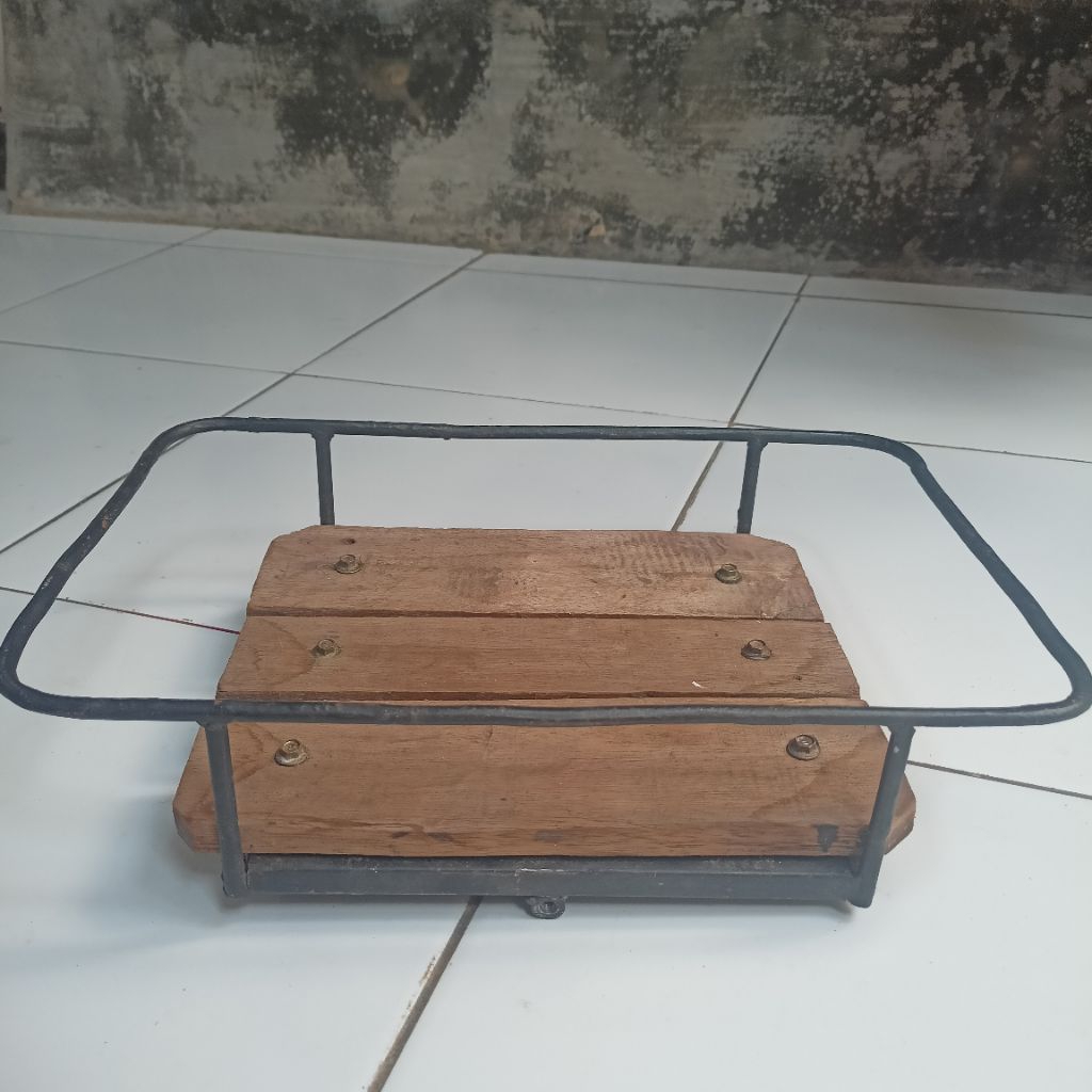 BEKAS KERANJANG SEPEDA 20" KERANJANG SEPEDA MINION MINI SELI ANAK