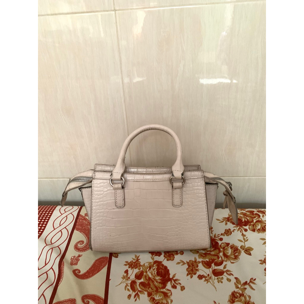 Tas stradivarius ori