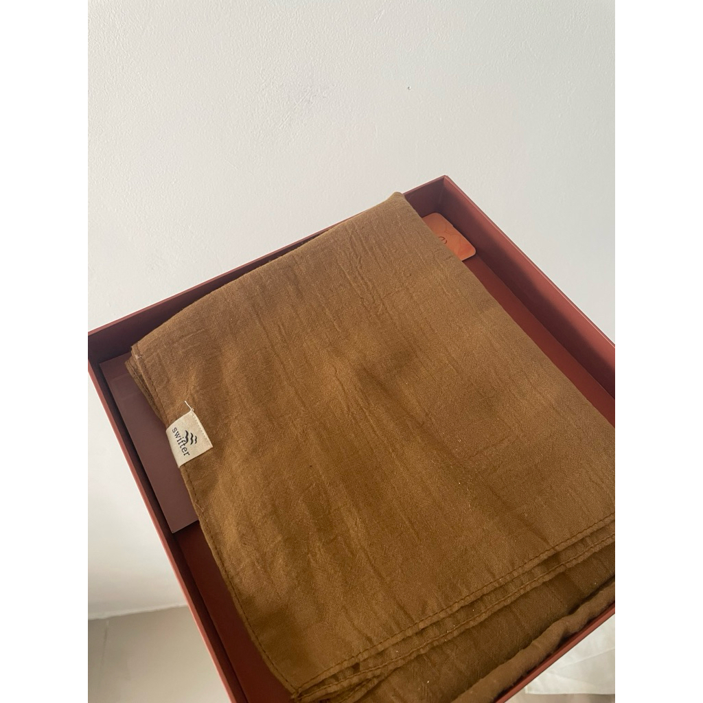 Preloved Pashmina ( SWIFTER ) Dark Brown