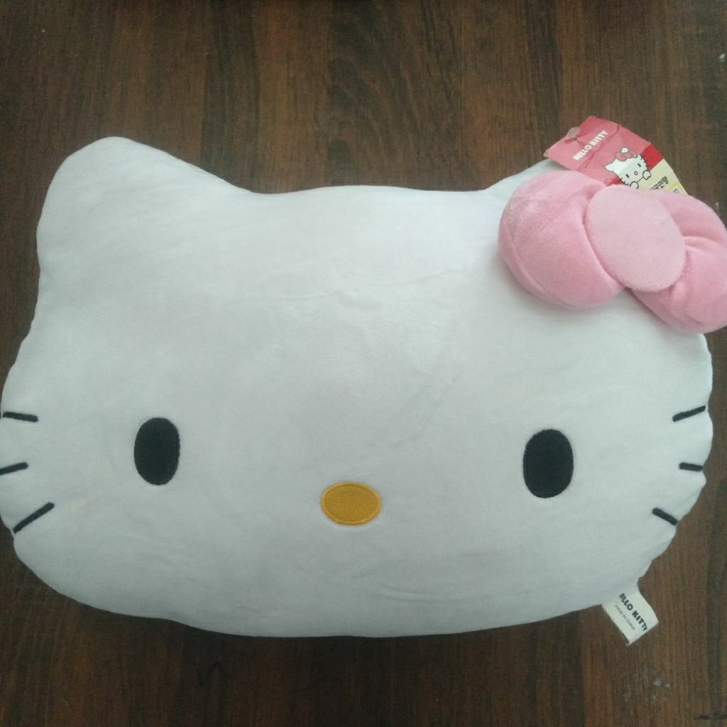 boneka bantal ORI hello kitty