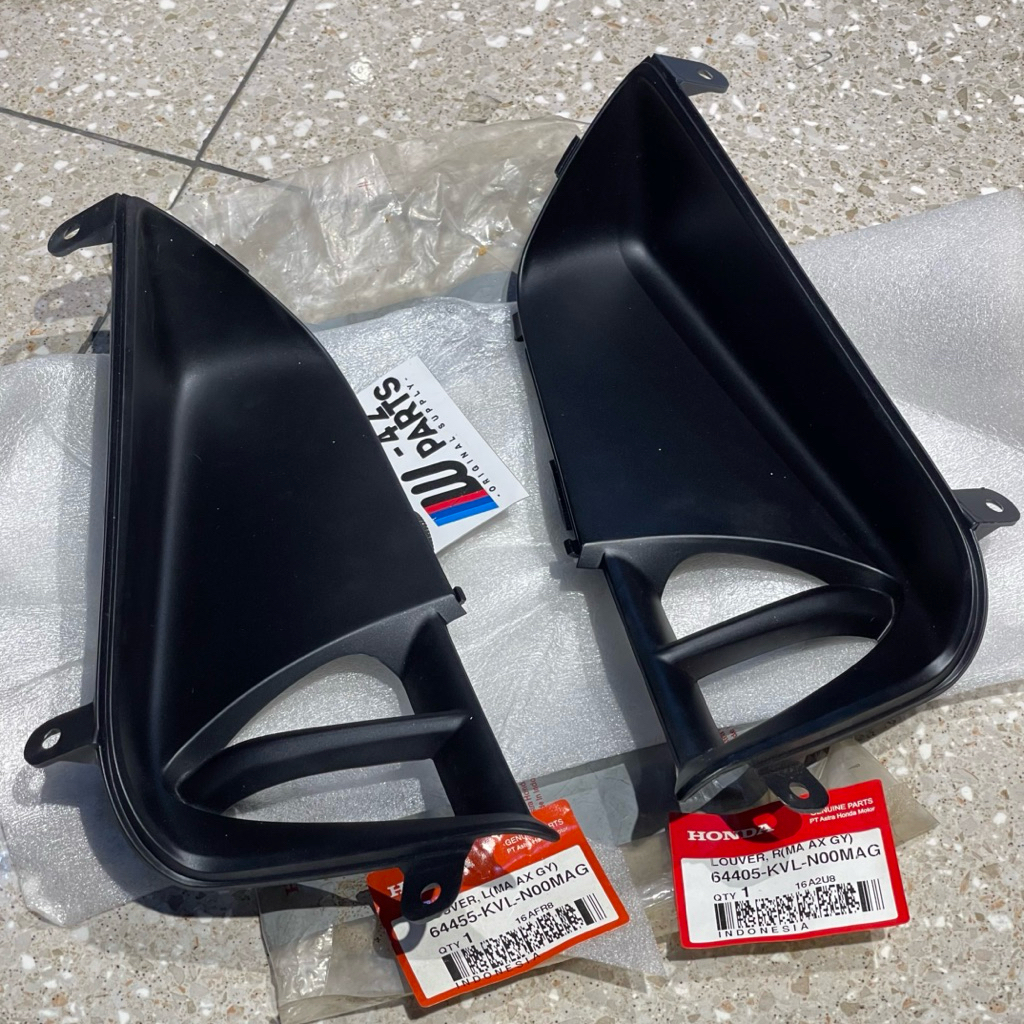 COVER LOUVER SIRIP SAYAP DALAM TUTUP KARBURATOR SUPRA X 125 X125 BATMAN HITAM DOFF KANAN  KIRI ORIGI