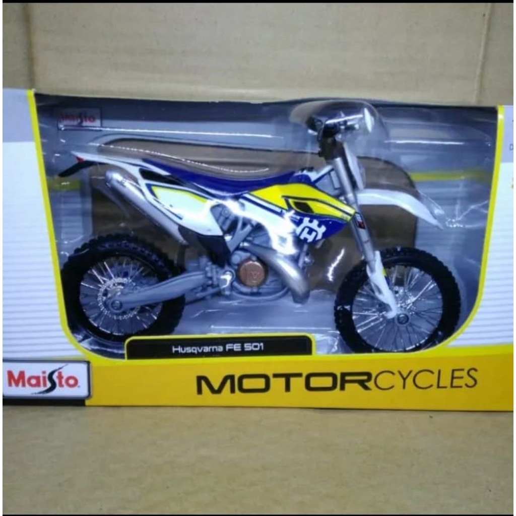 diecast miniatur mainan motor trail huqsvarna free ban cadangan